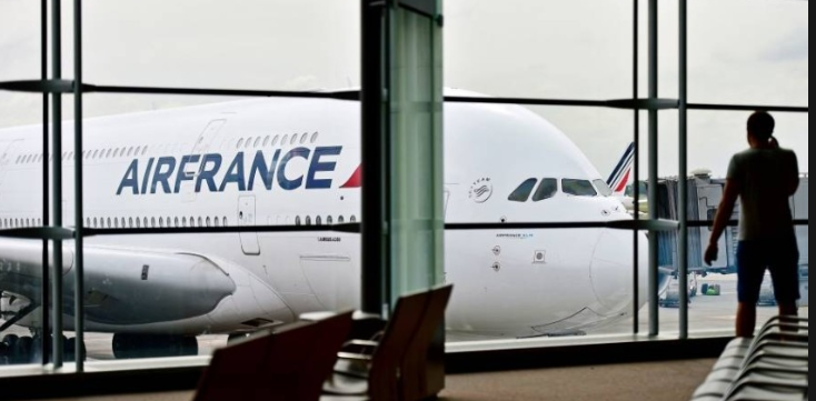 بسبب إضراب المراقبين الجويين: الاف الرحلات الملغاة في فرنسا